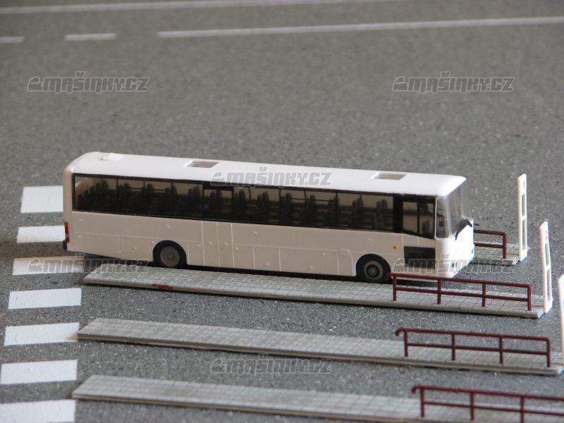 H0 - Karosa Axer linkov autobus #1