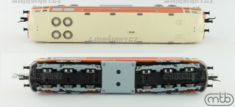 TT - Dieselov lokomotiva T678.003 - SD (analog) #3