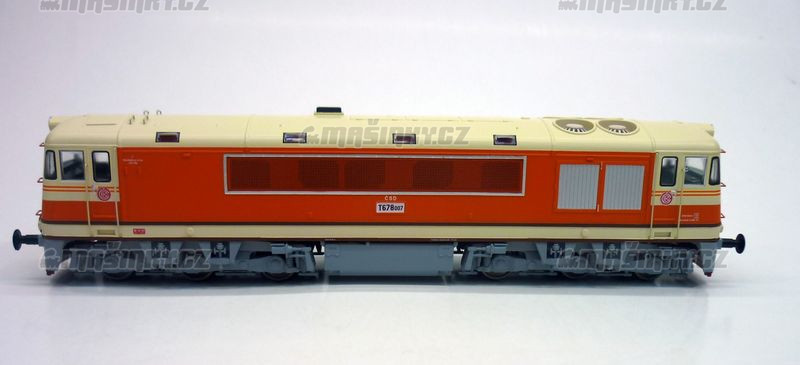 H0 - Dieselov lokomotiva T678.007 - SD (analog) #2
