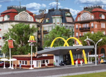 N - Restaurace McDonald s McCaf