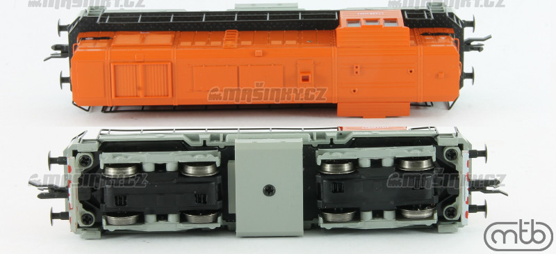 TT - Dieselov lokomotiva T448.0795 - SD (analog) #3