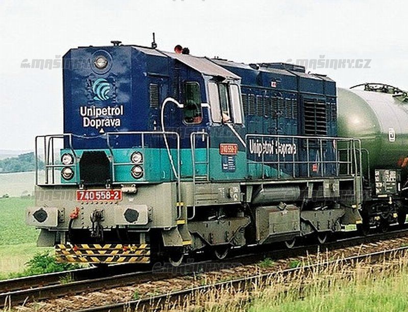 H0 - Dieselov lokomotiva ady 740.558-2 - Unipetrol digital zvuk #1