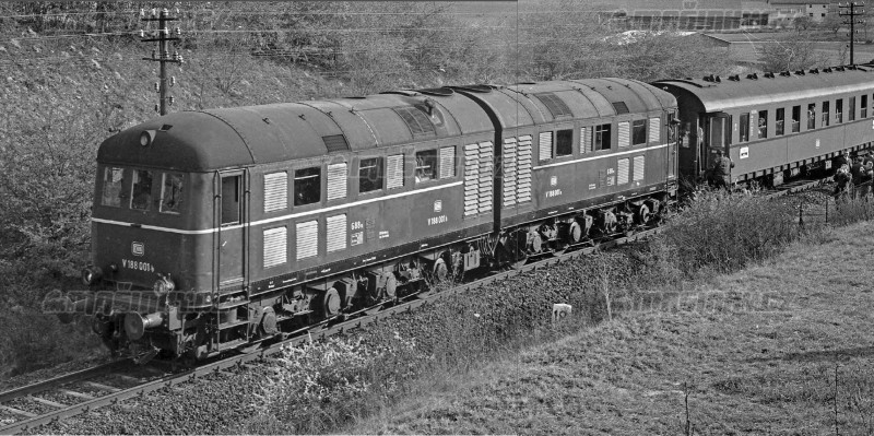 H0 - Dvojit dieselov lokomotiva 288 002-9 - DB (analog) #2